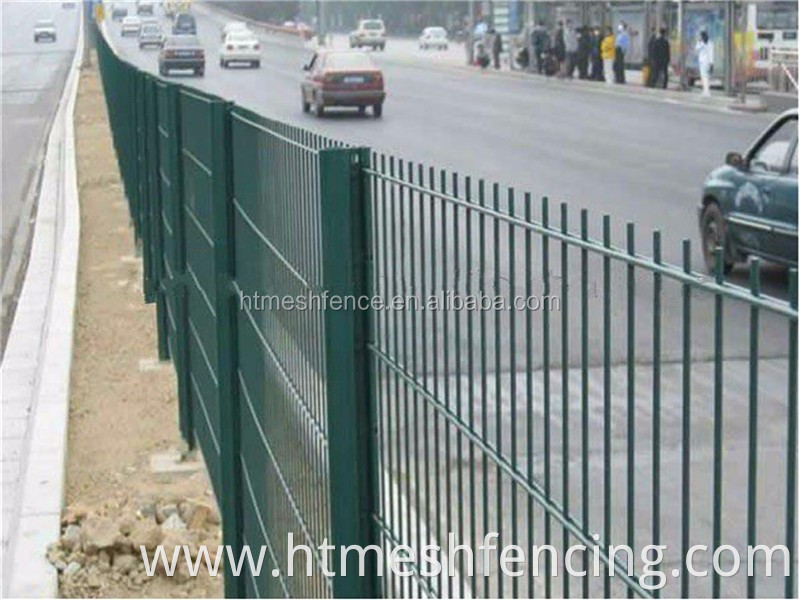 double wire mesh fence / flat 8/6/8 panels mesh opening 50x200mm with powder coating